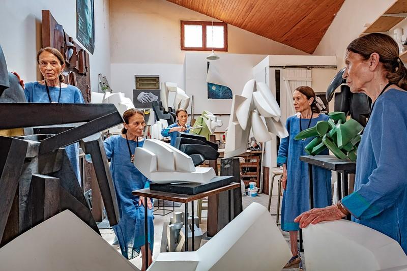 Atelier-Parvine Curie